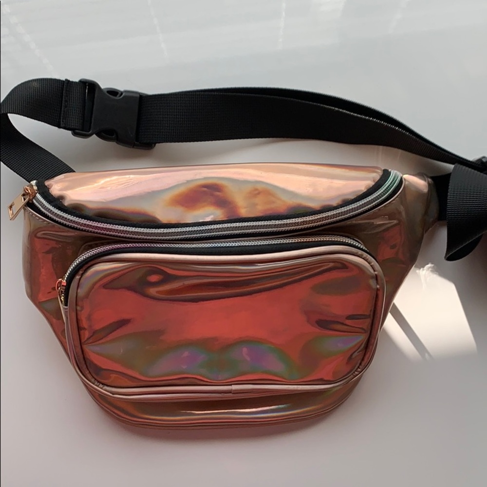 Like new condition Fanny pack